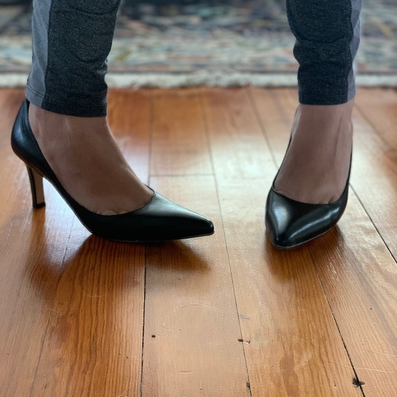 Navy Leather Pumps - Picture 2 of 7